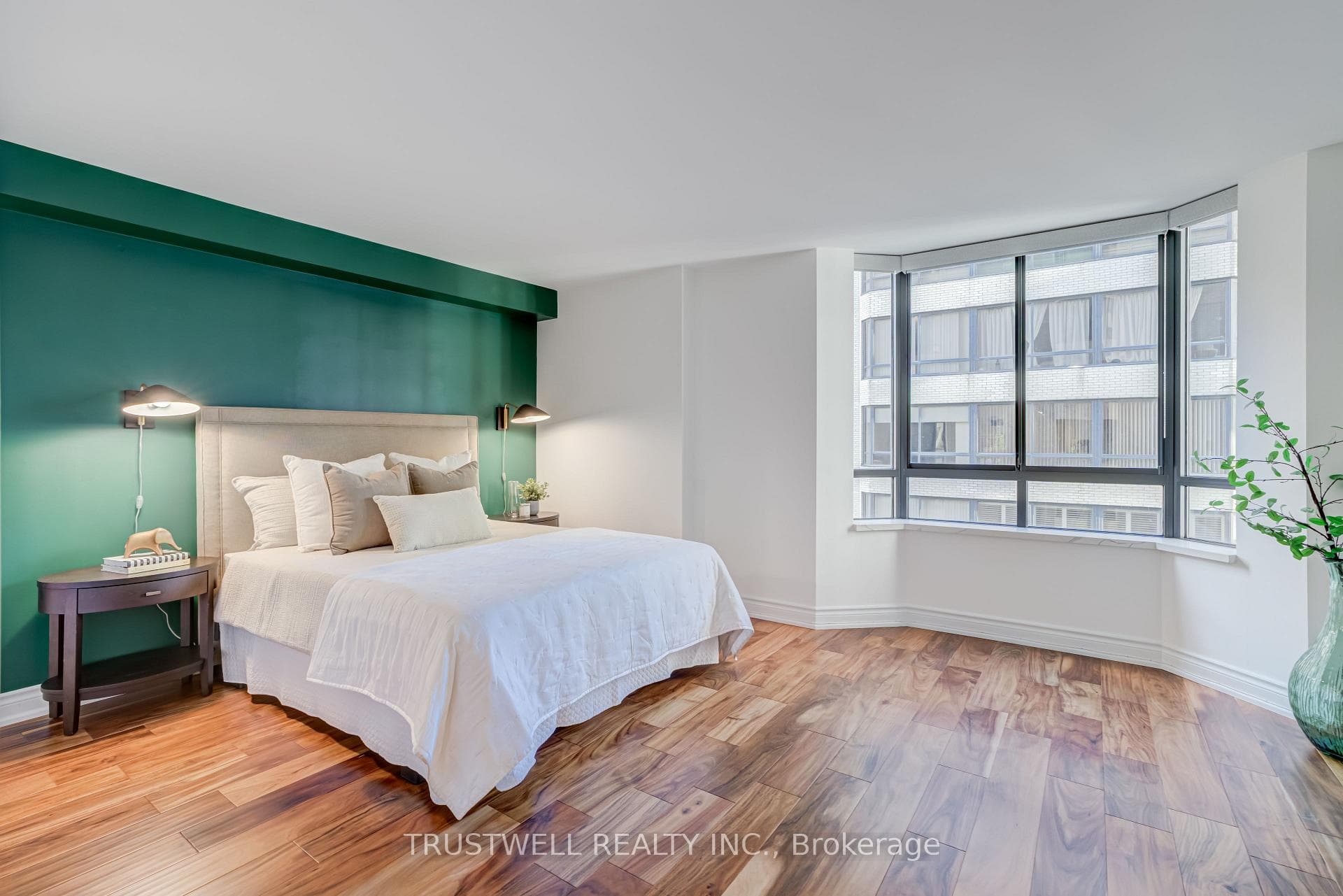 280 Simcoe Street Unit 1102 photo 21