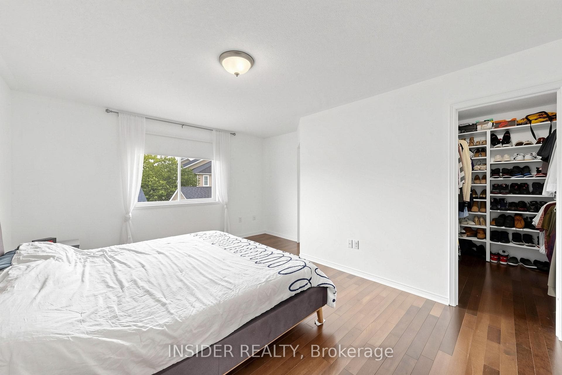 7 Croxall Boulevard photo 25
