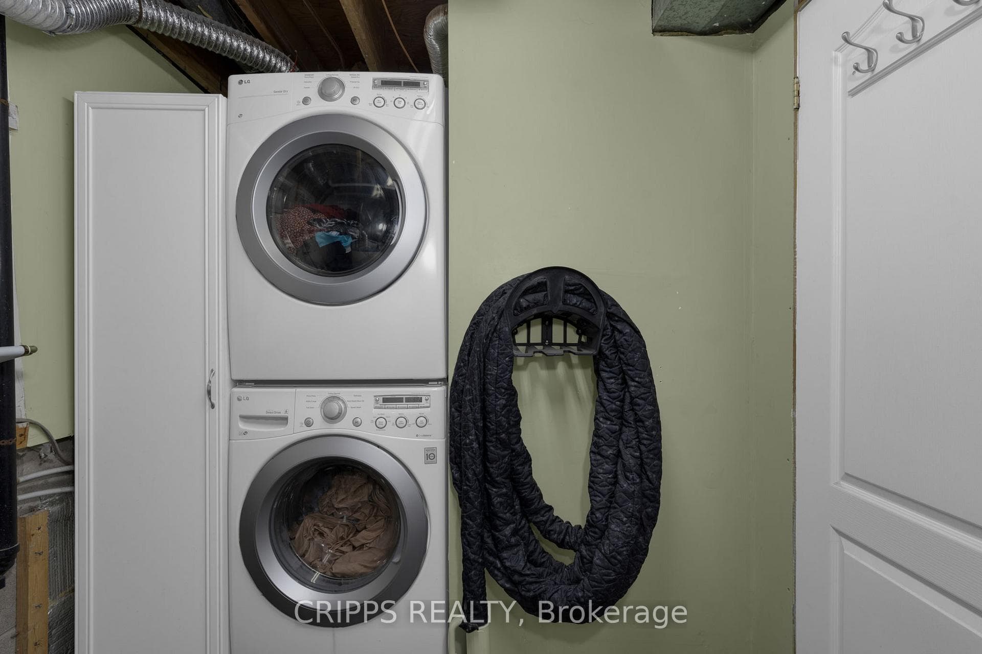 419 Hill Street photo 40