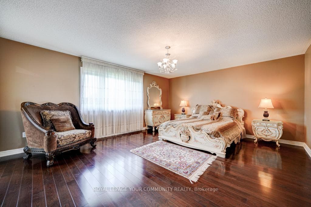 7 Fern Avenue photo 10