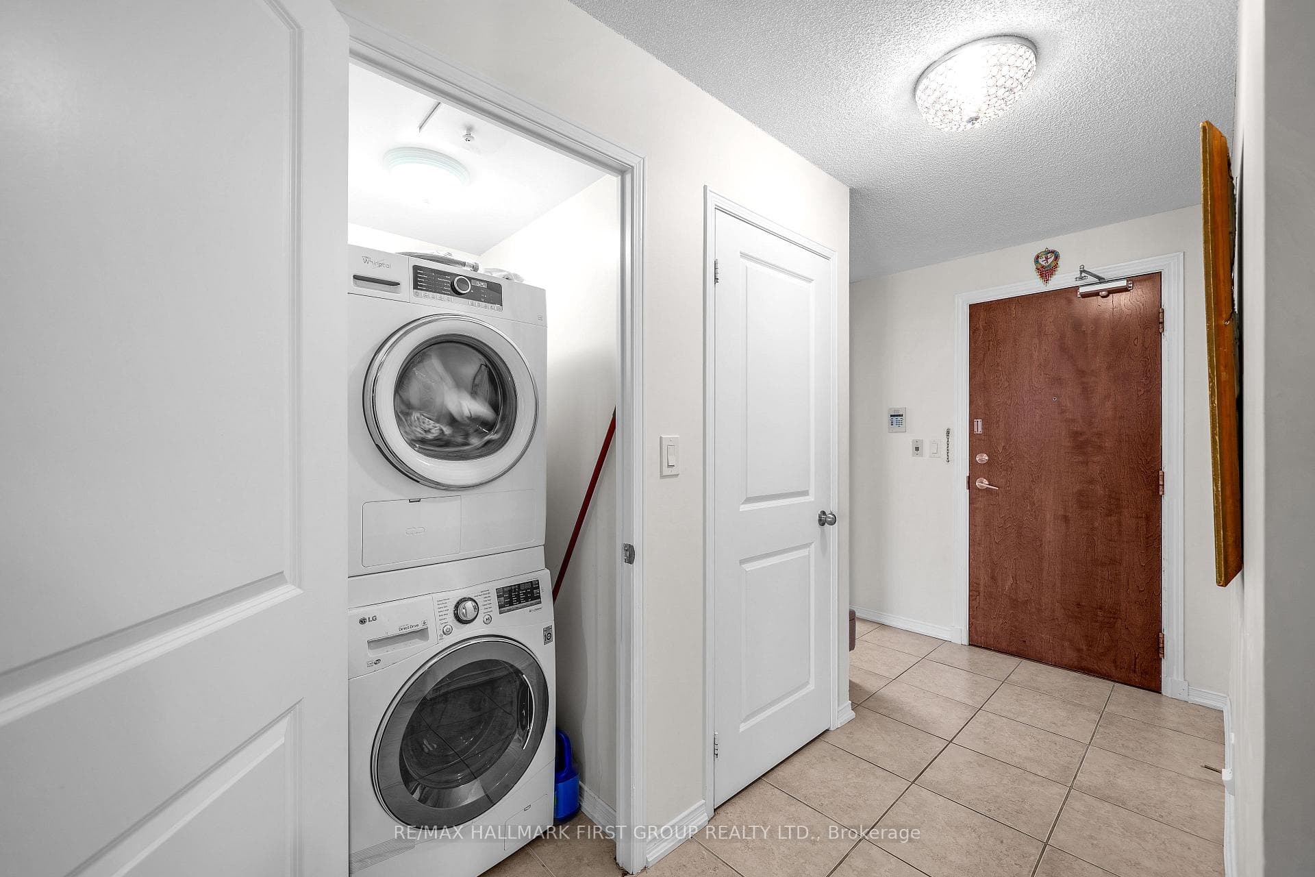 6 Rosebank Drive Unit 15A photo 8