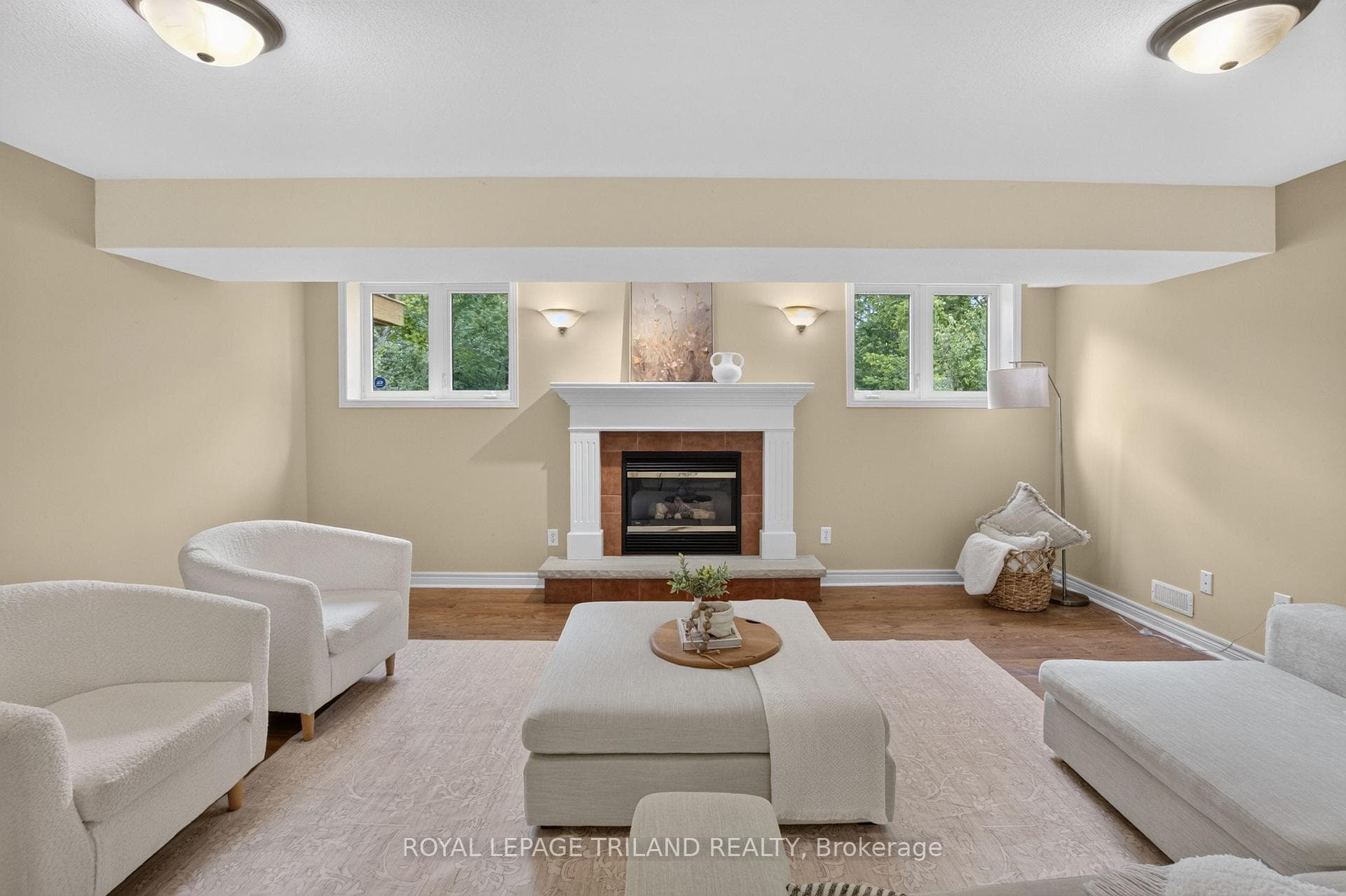 87 Donker Drive Unit 14 photo 35