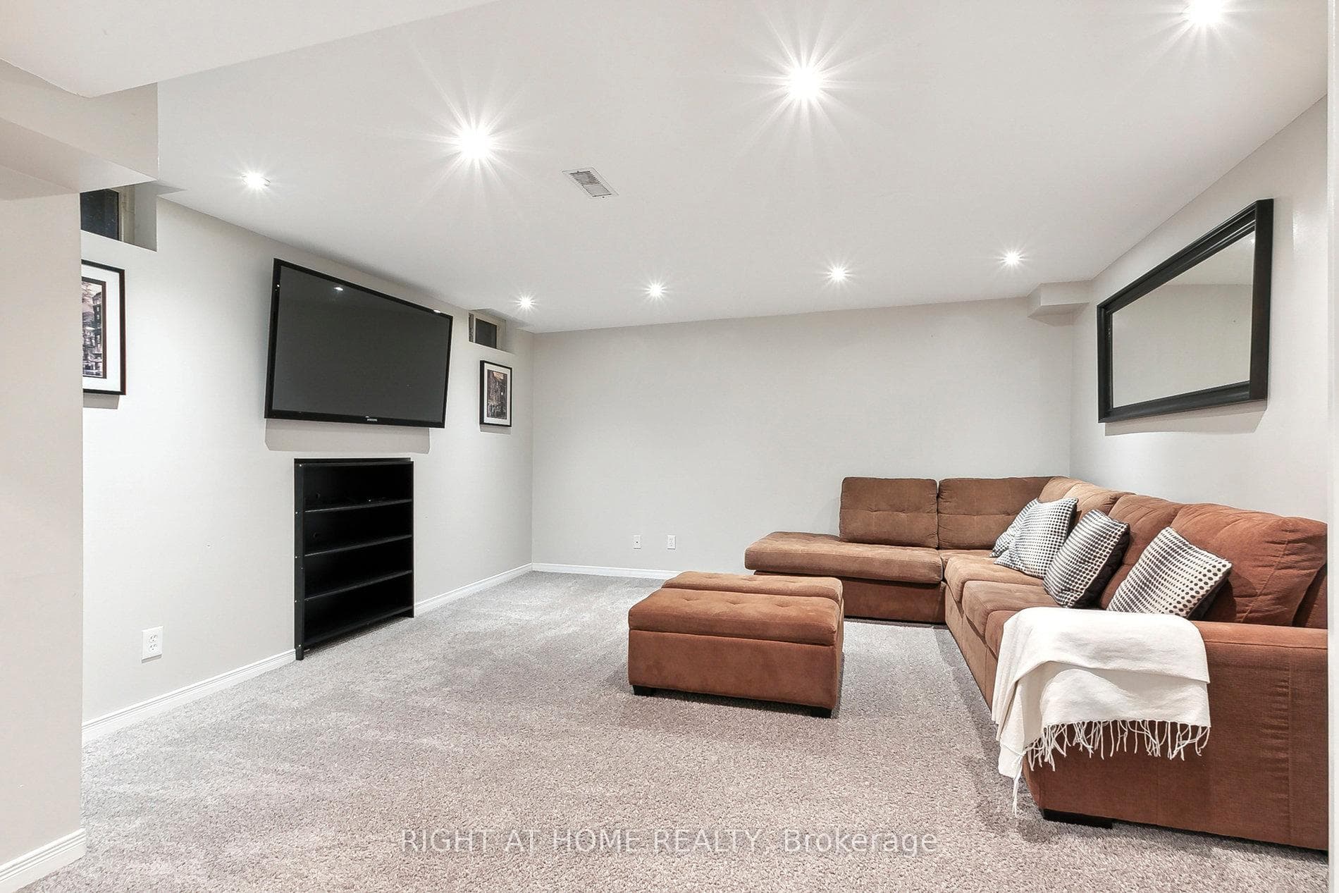 43 Nobbs Drive photo 27