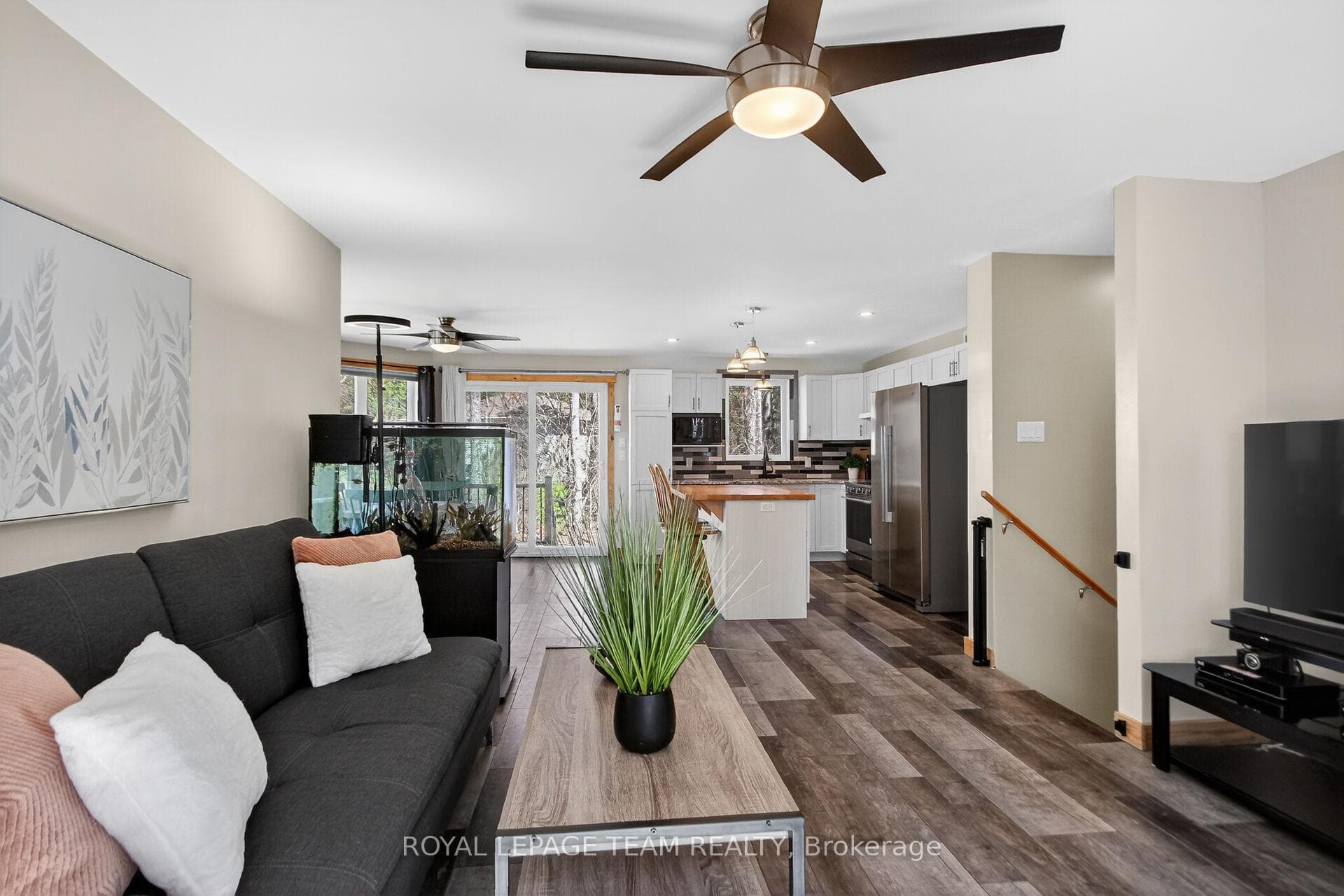 130 Station Road photo 7