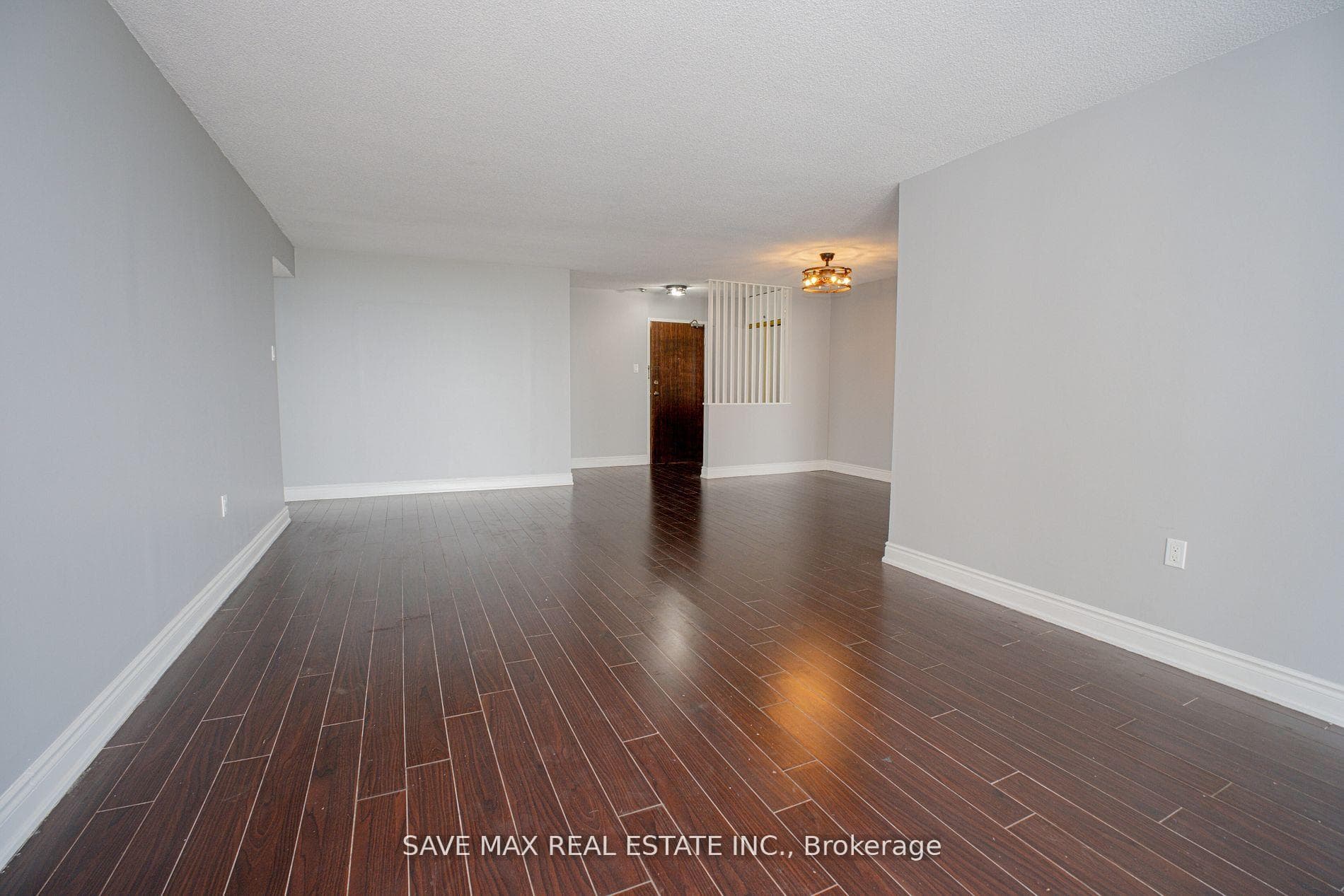 17 Knightsbridge Road Unit #1101 photo 16