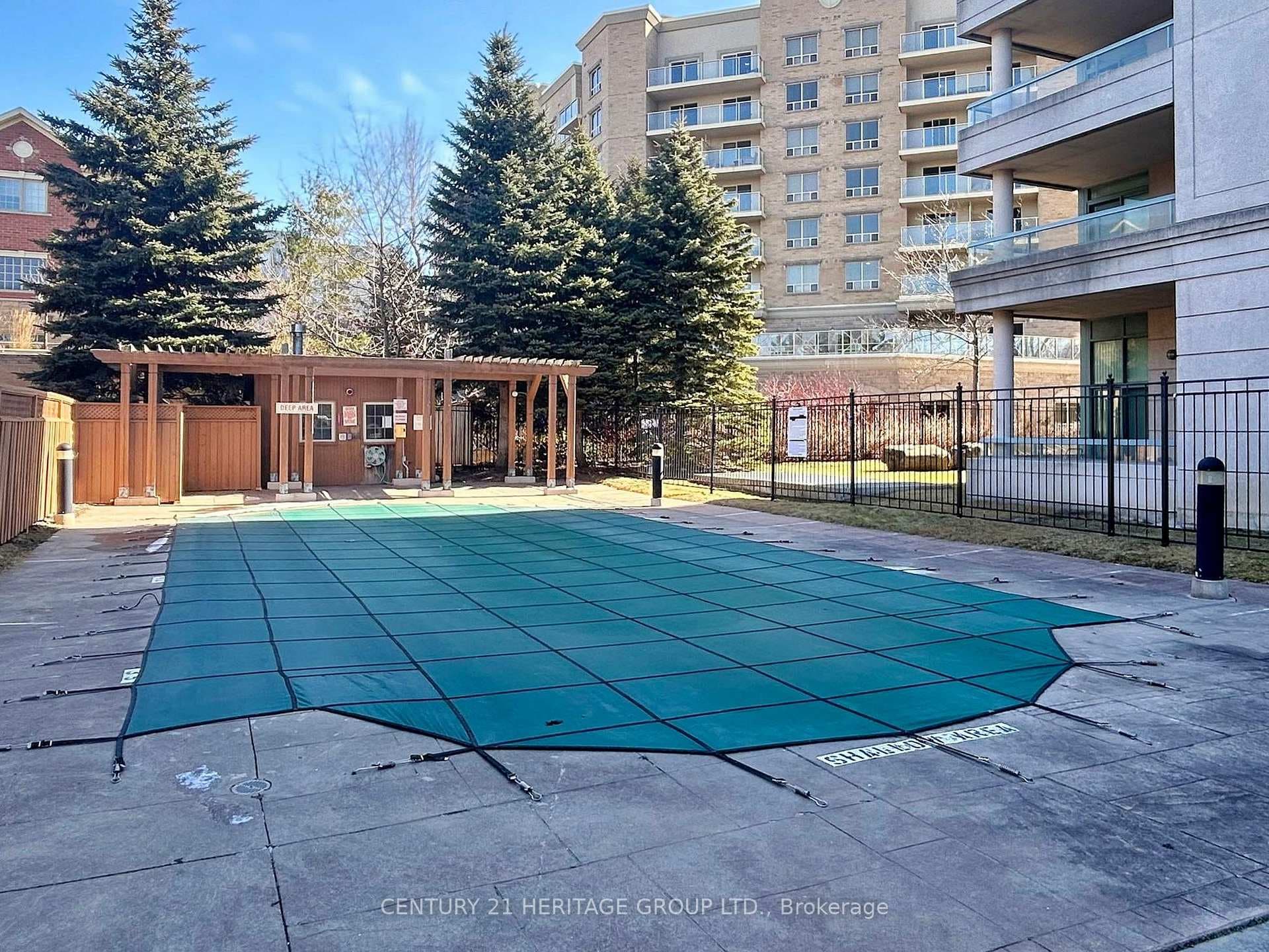 1 Emerald Lane Unit 204 photo 32