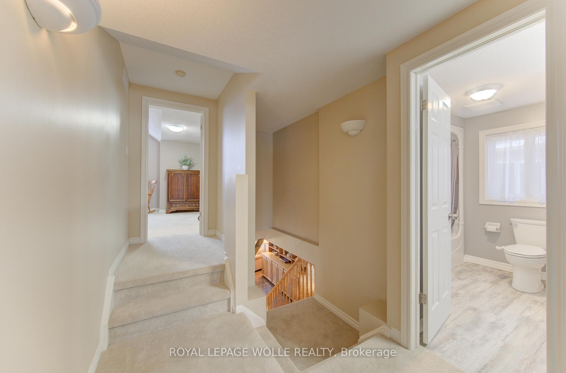 505 Sandbanks Crescent photo 26