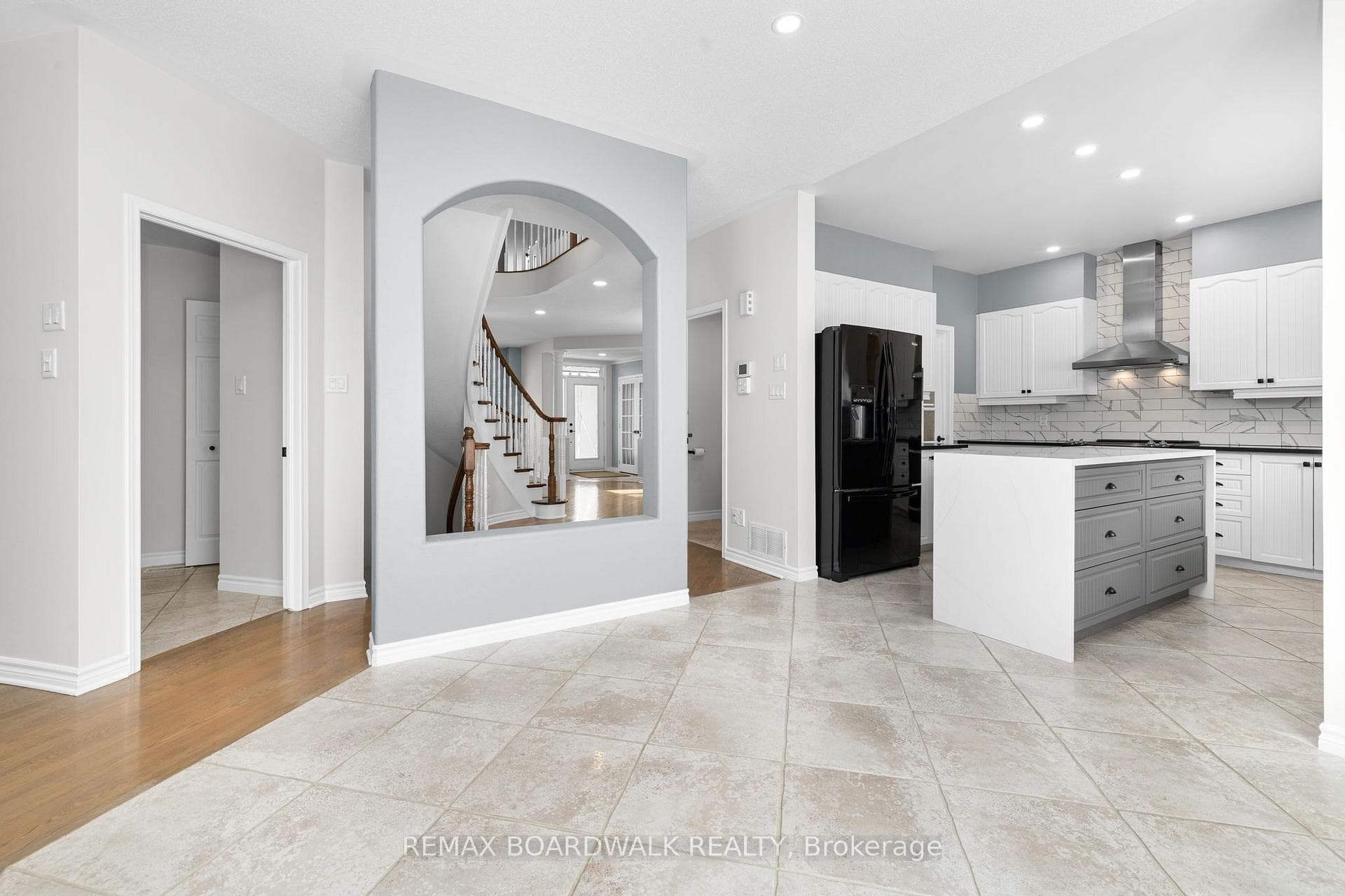 2128 Rexton Street photo 16