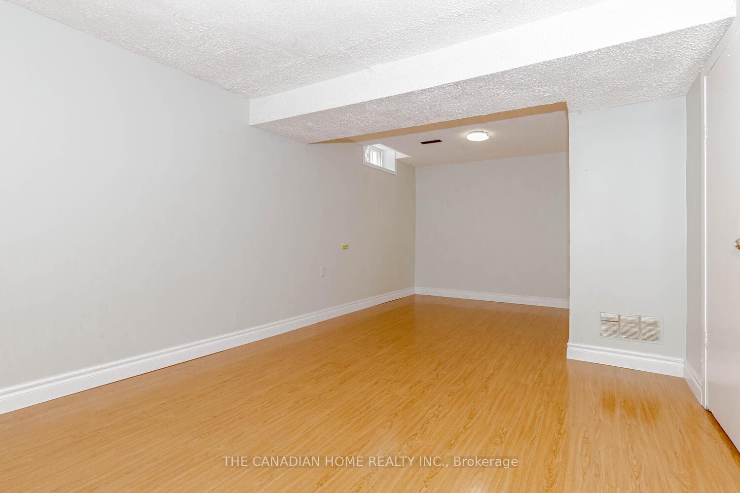 36 Pennyhill Drive photo 32