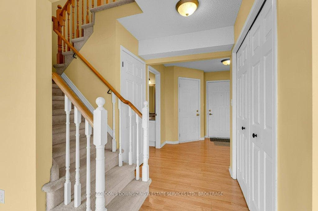 474 Evangeline Avenue photo 17