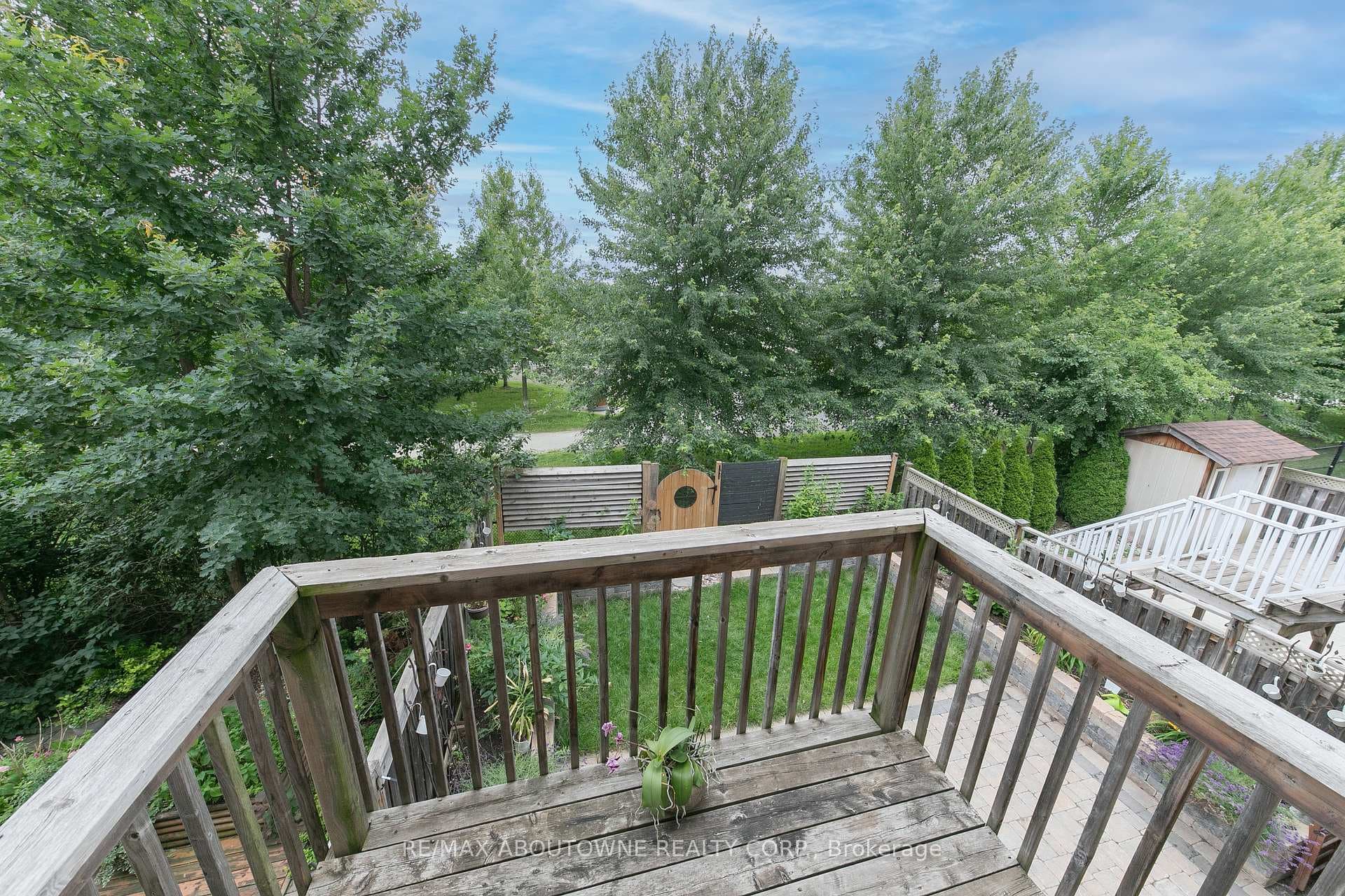374 Spring Blossom Crescent photo 7