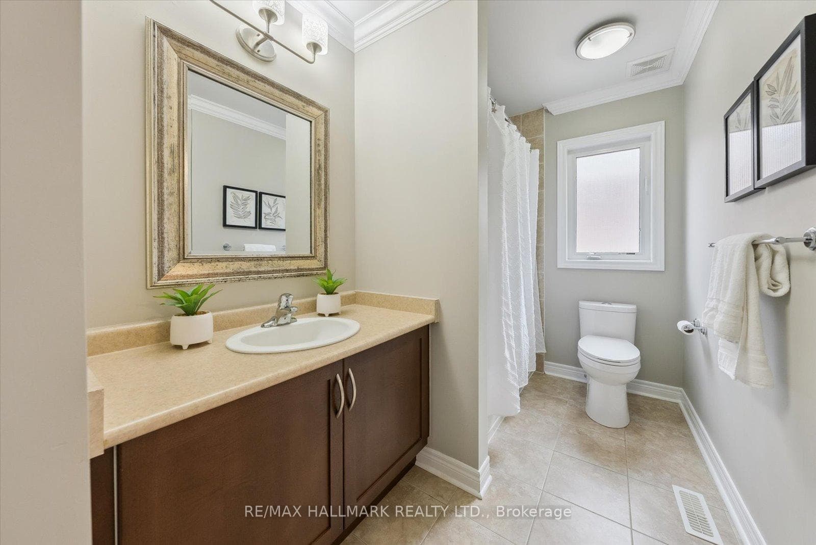 37 Maplebank Crescent photo 29