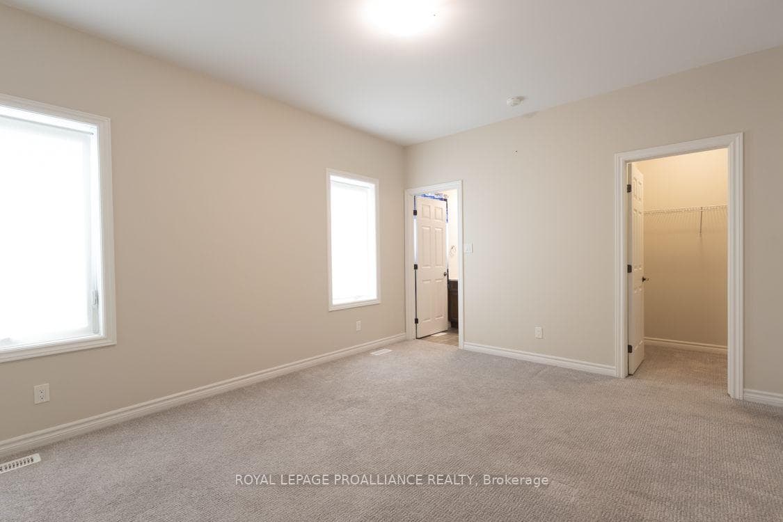 23 Redwood Drive photo 6