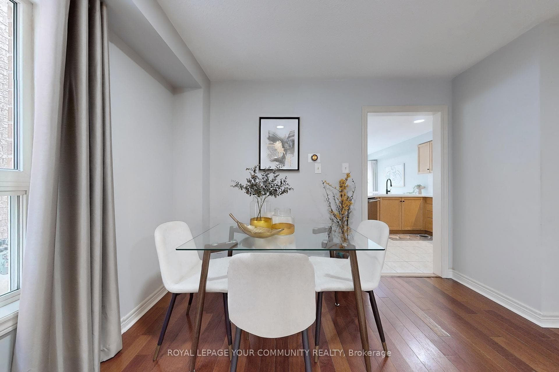 287 Hollandview Trail photo 8