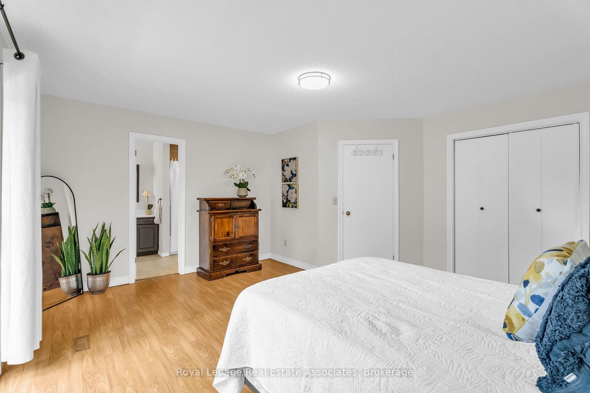 69 George Avenue photo 24