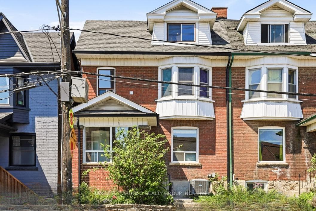 62 Hallam Street photo 1