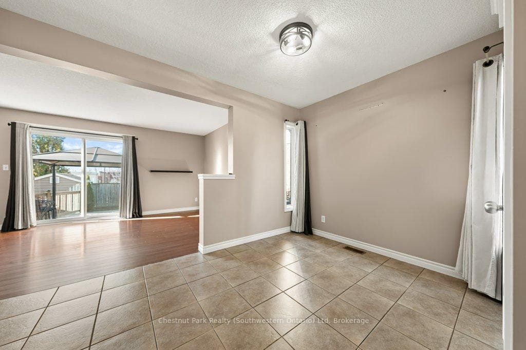 274 SEVERN Drive photo 5