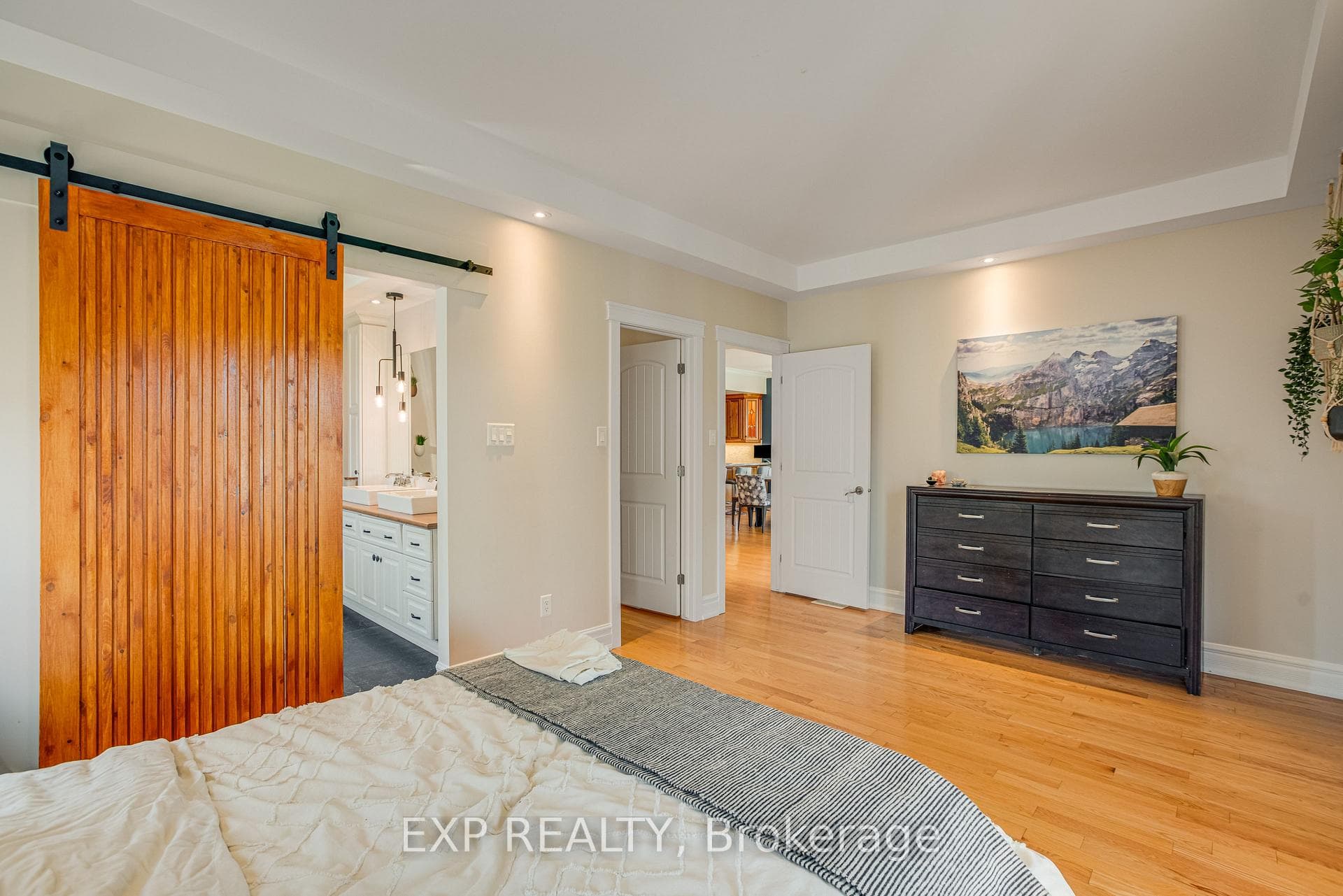 47 Beaver Lane photo 16