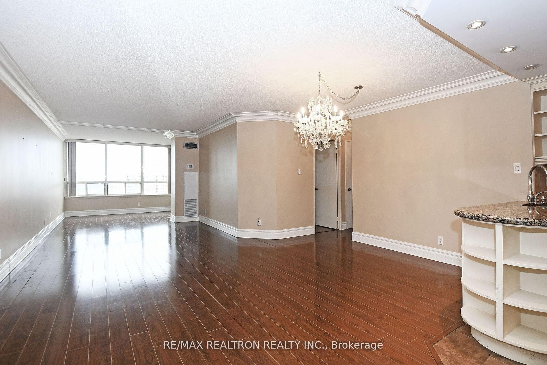 32 Clarissa Drive Unit 1524 photo 12