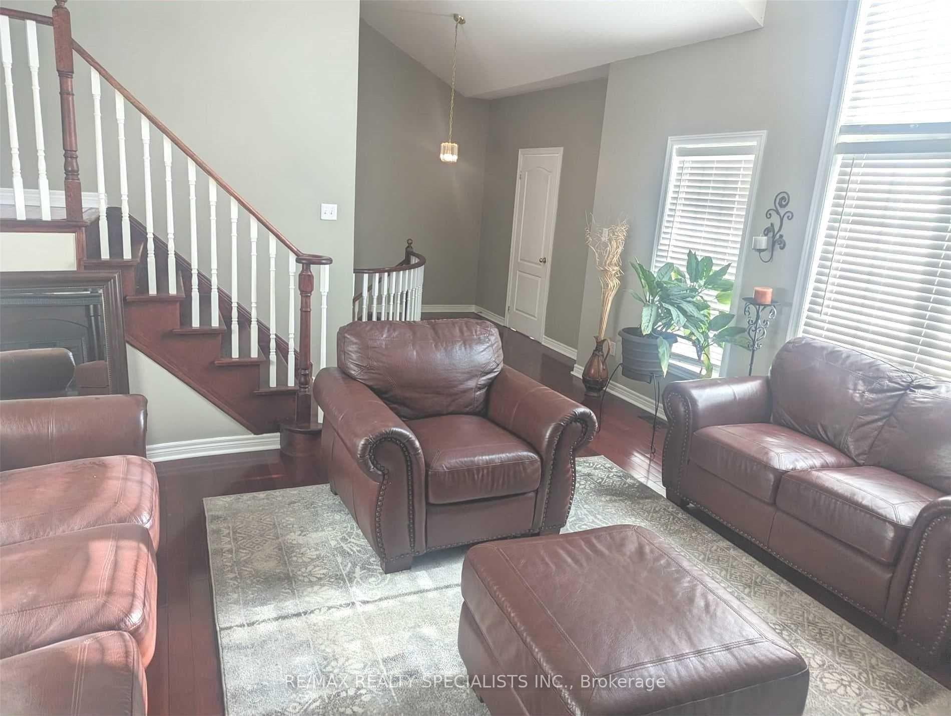 397 Sproat Street Unit Upper photo 9
