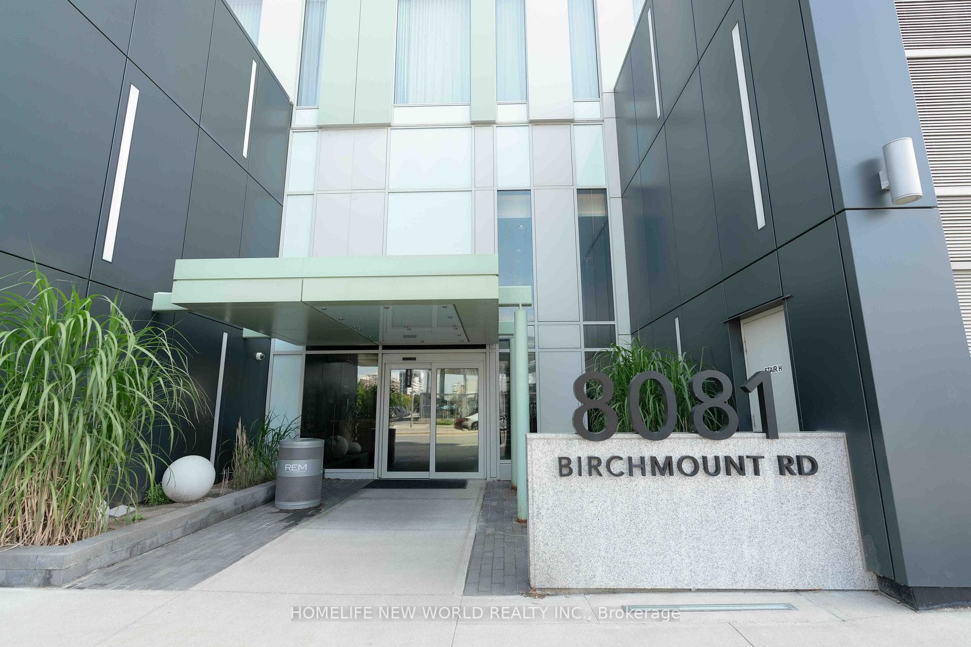 8081 Birchmount Road Unit 1304 photo 2