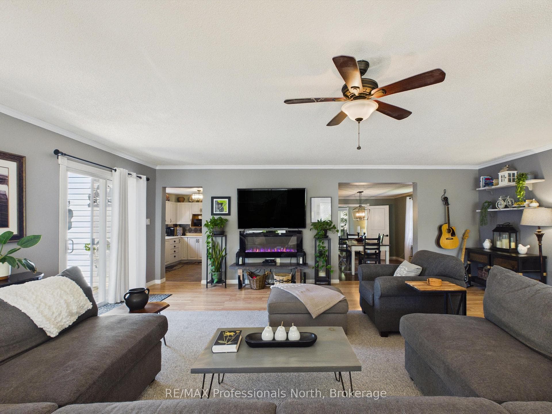 36 EDWARD Street photo 15