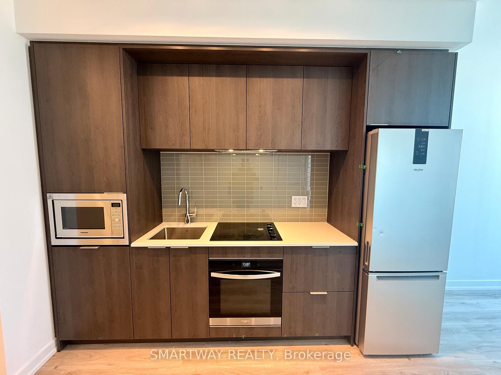 395 Square One Drive Unit 4812 photo 8