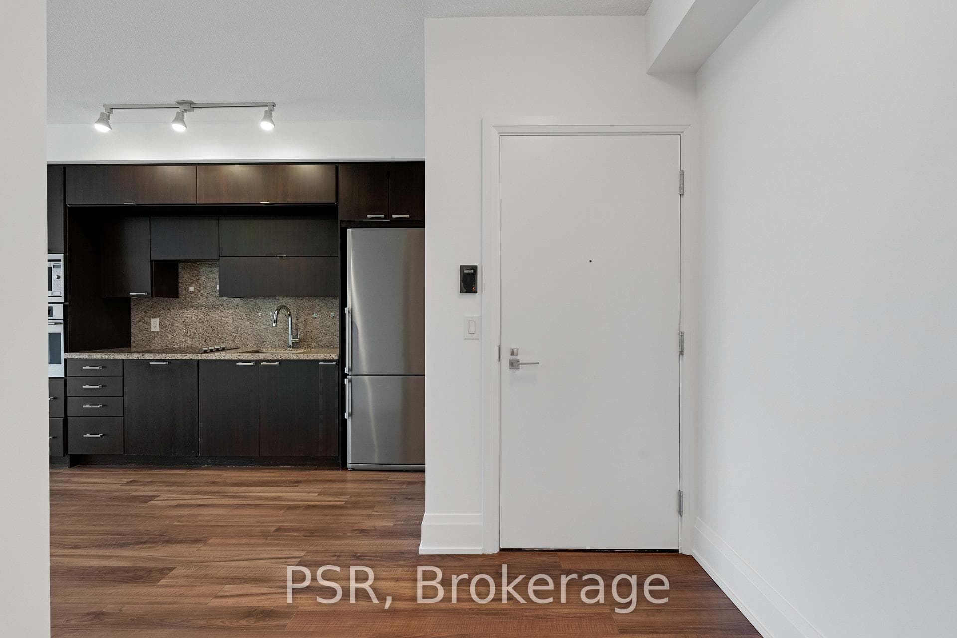 120 Harrison Garden Boulevard Unit 729 photo 1