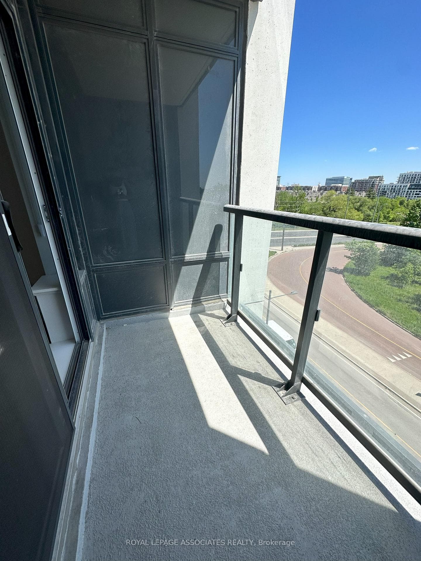 8 Cedarland Drive Unit 717 photo 18