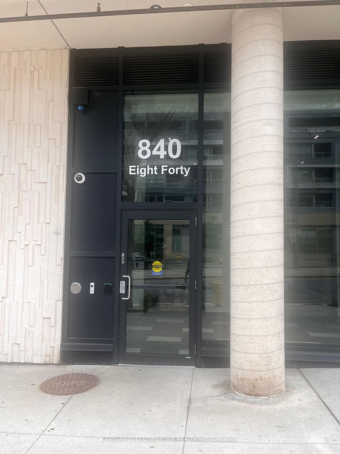 840 St Clair Avenue Unit 401 photo 2