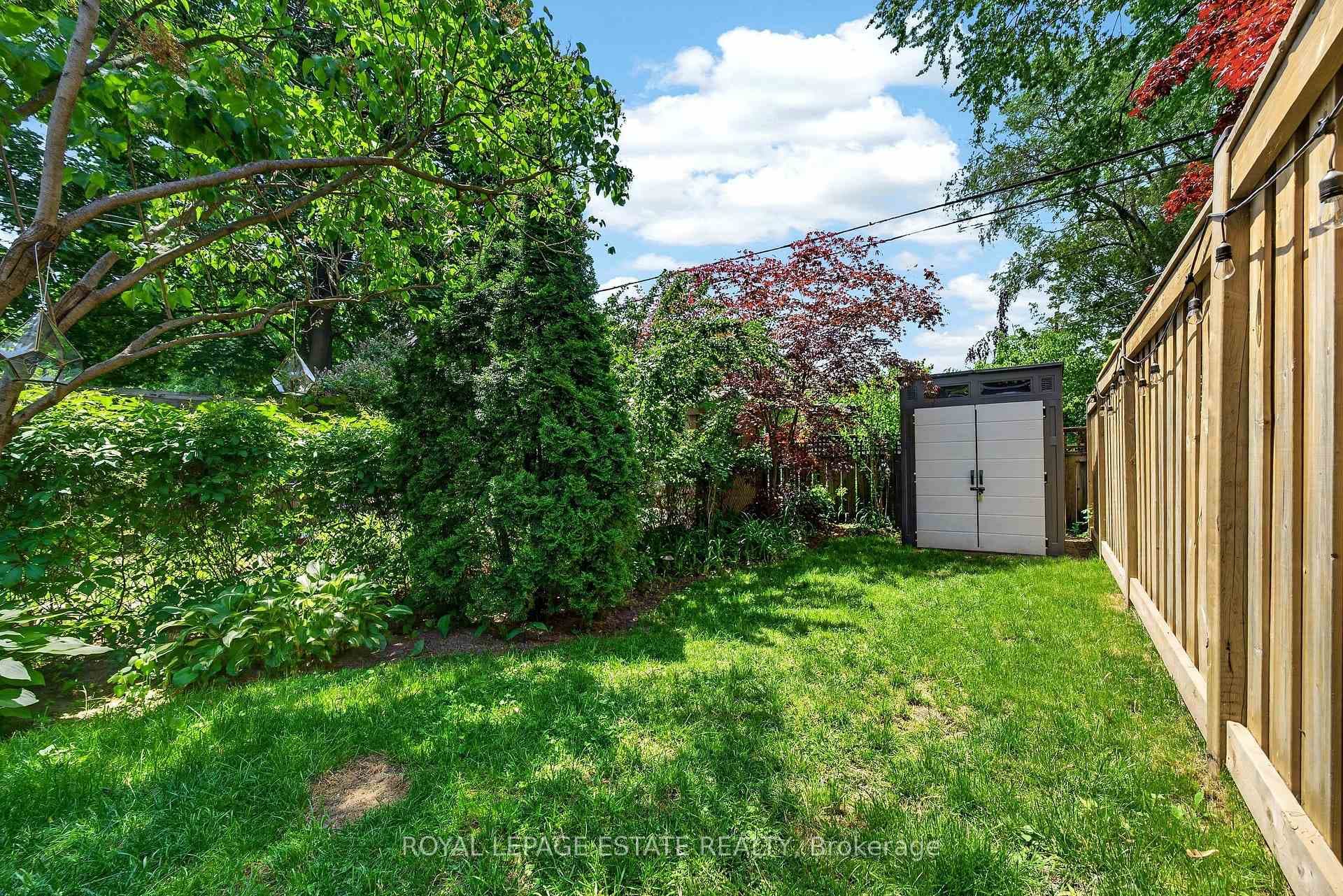 44 Bastedo Avenue photo 30