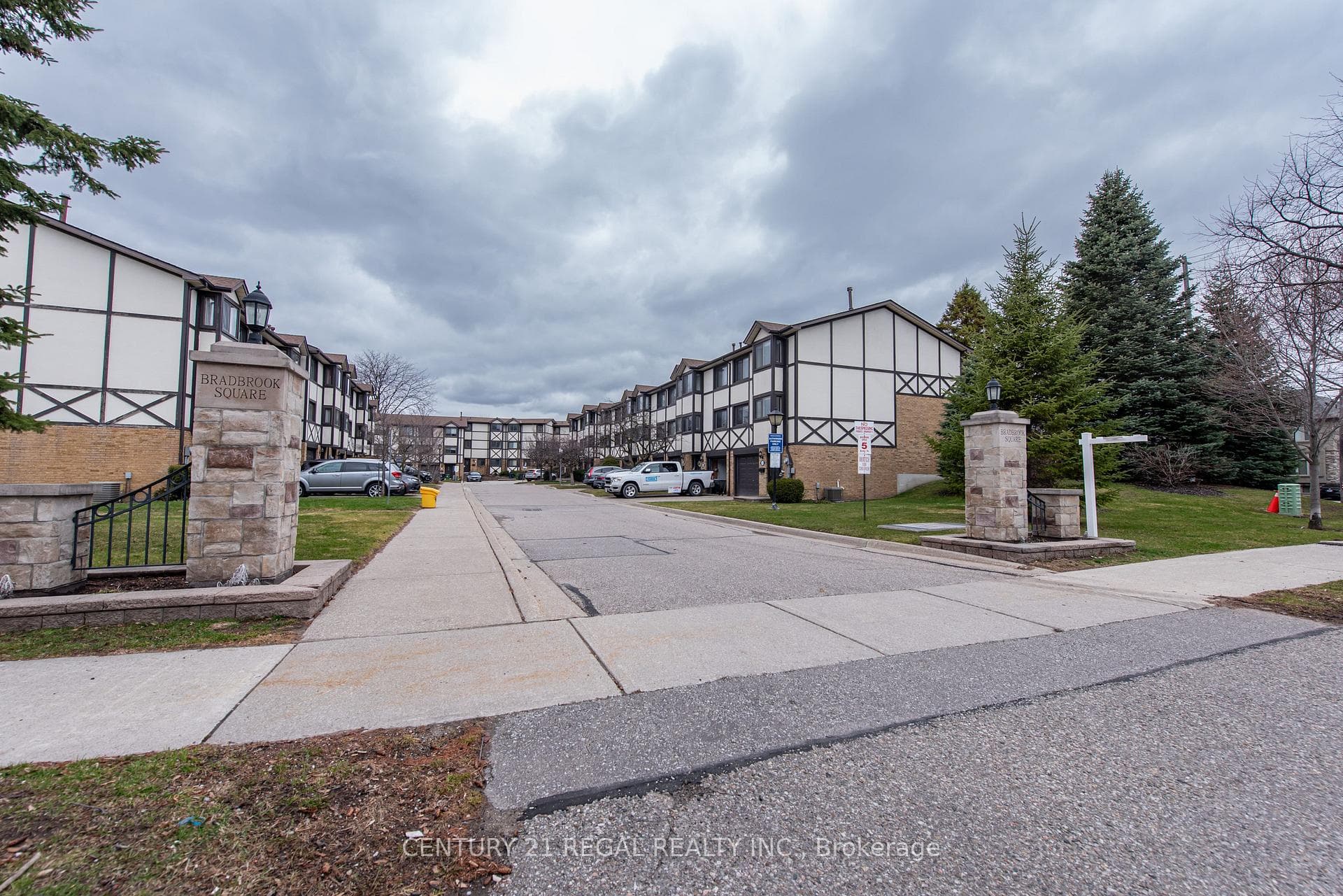 Front Entrance of Bradbrook