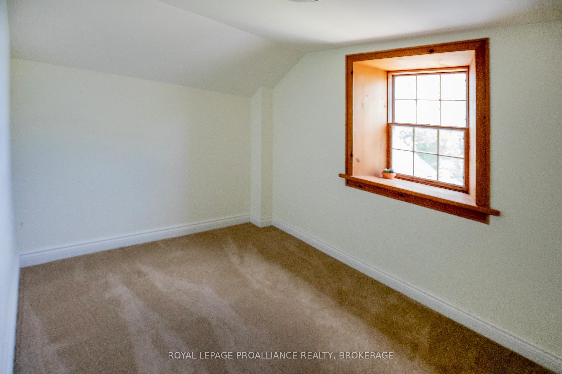 2345 Hughes Road photo 28