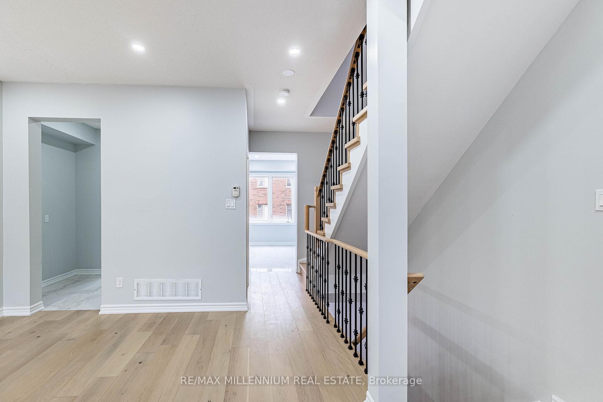 22 Magdalene Crescent photo 14