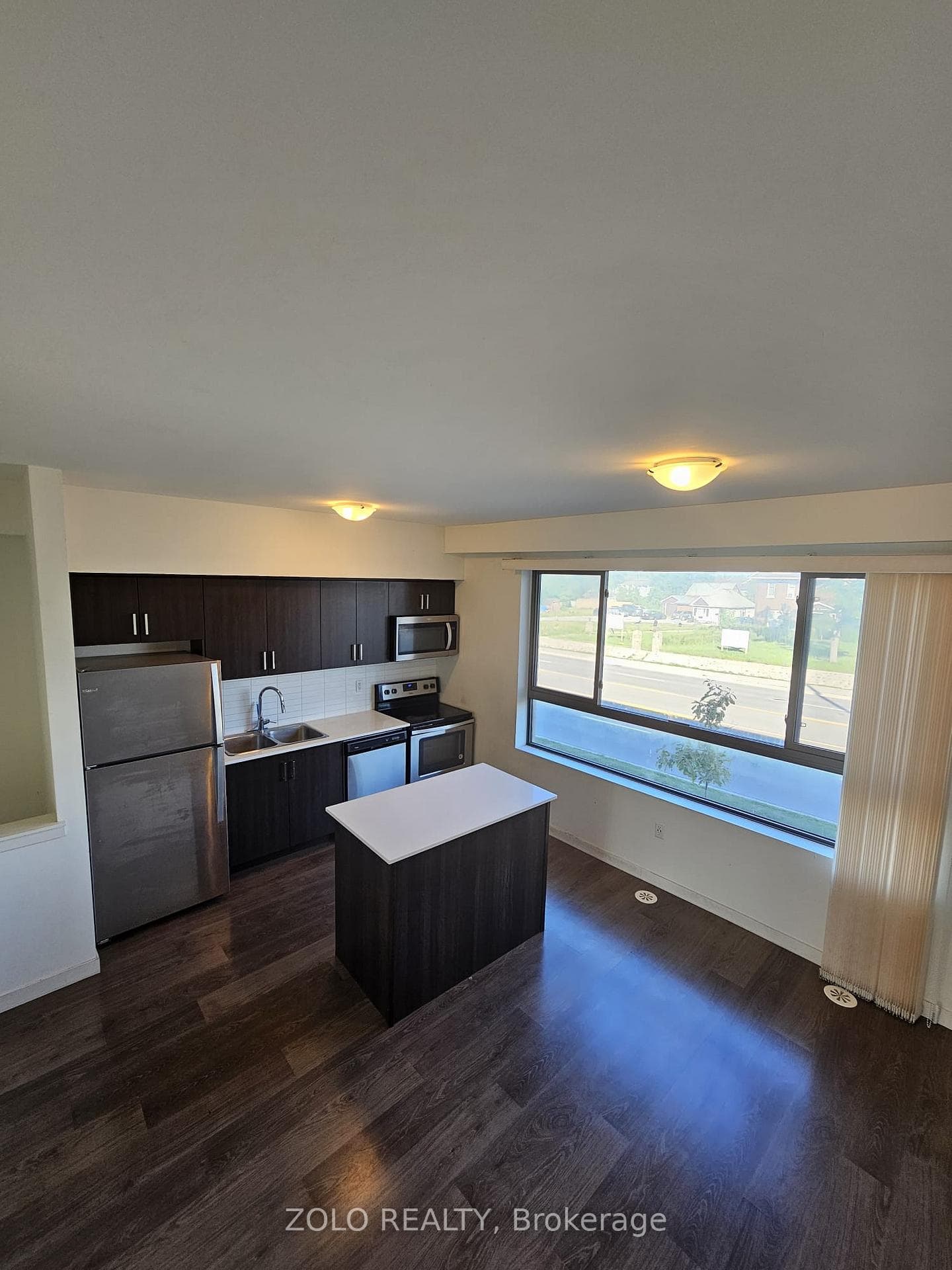 369 Essa Road Unit 96 photo 9