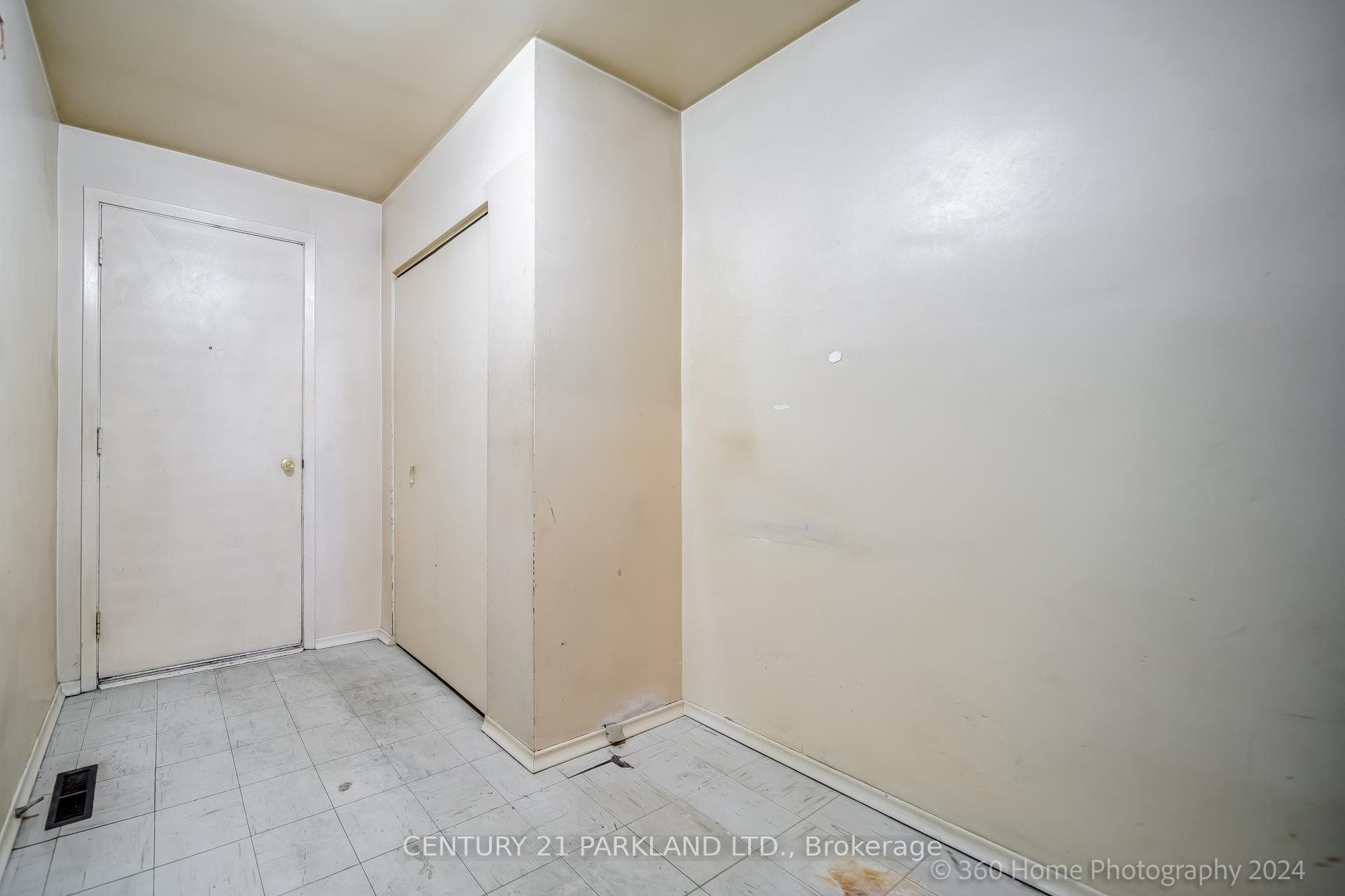 55 Pearldale Avenue photo 16