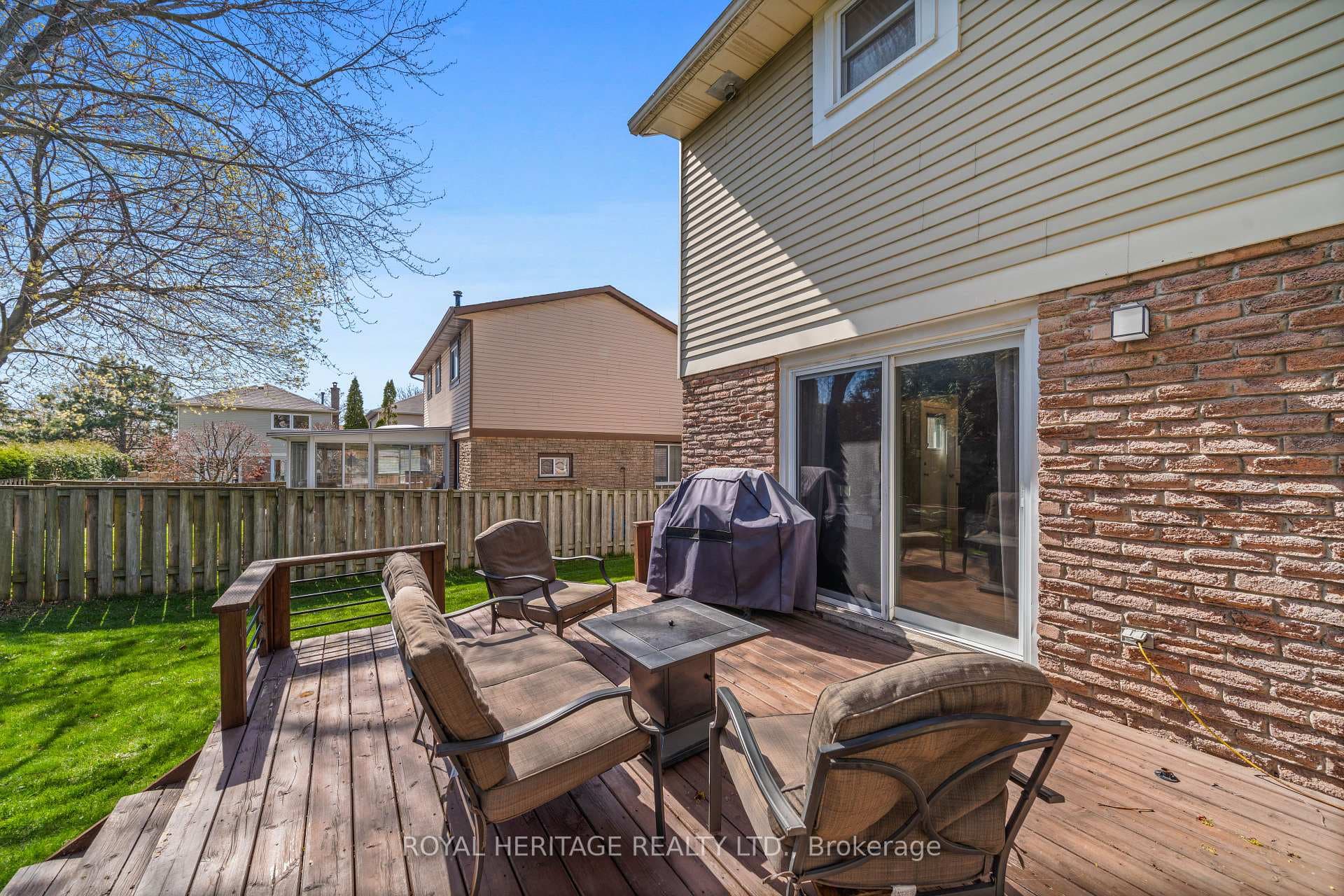 86 Vanessa Place photo 28