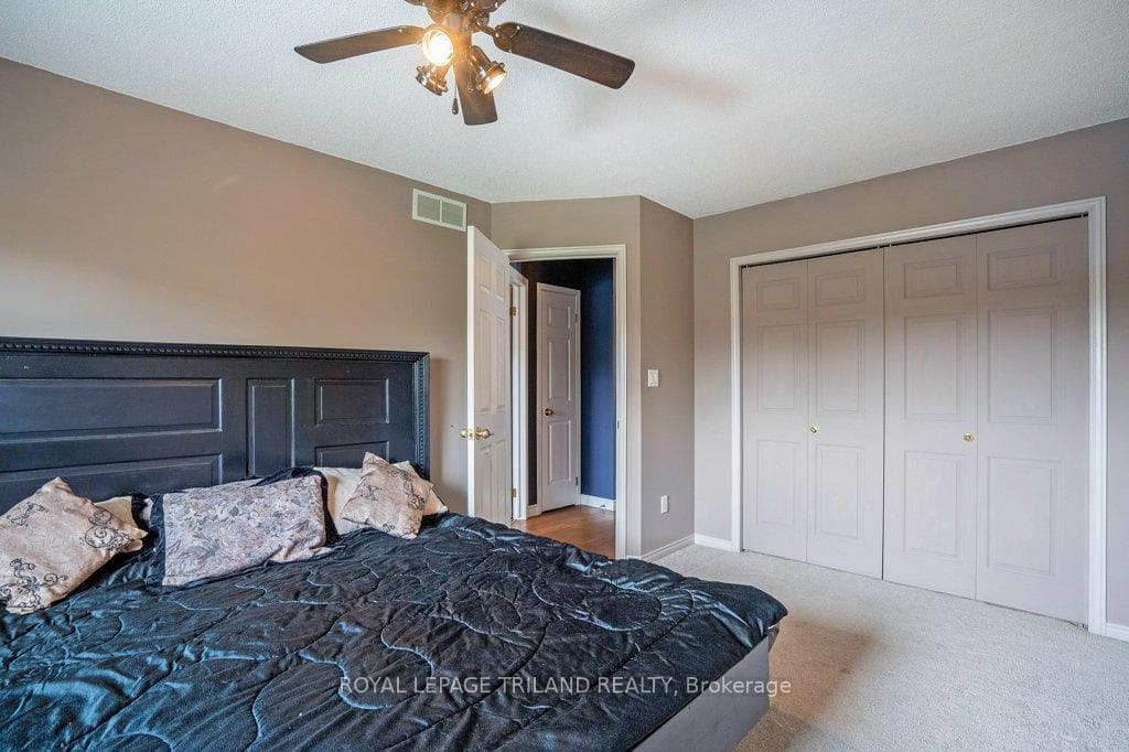16 Mcgregor Court photo 15