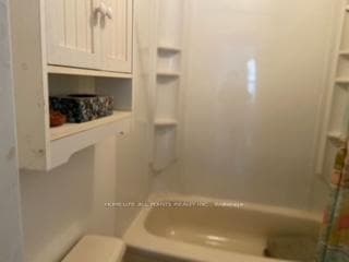 440 William Street photo 13