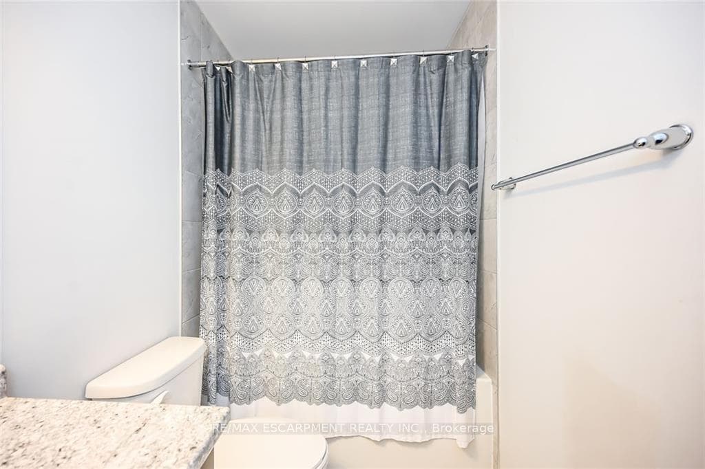 1169 Garner Road Unit 75 photo 32