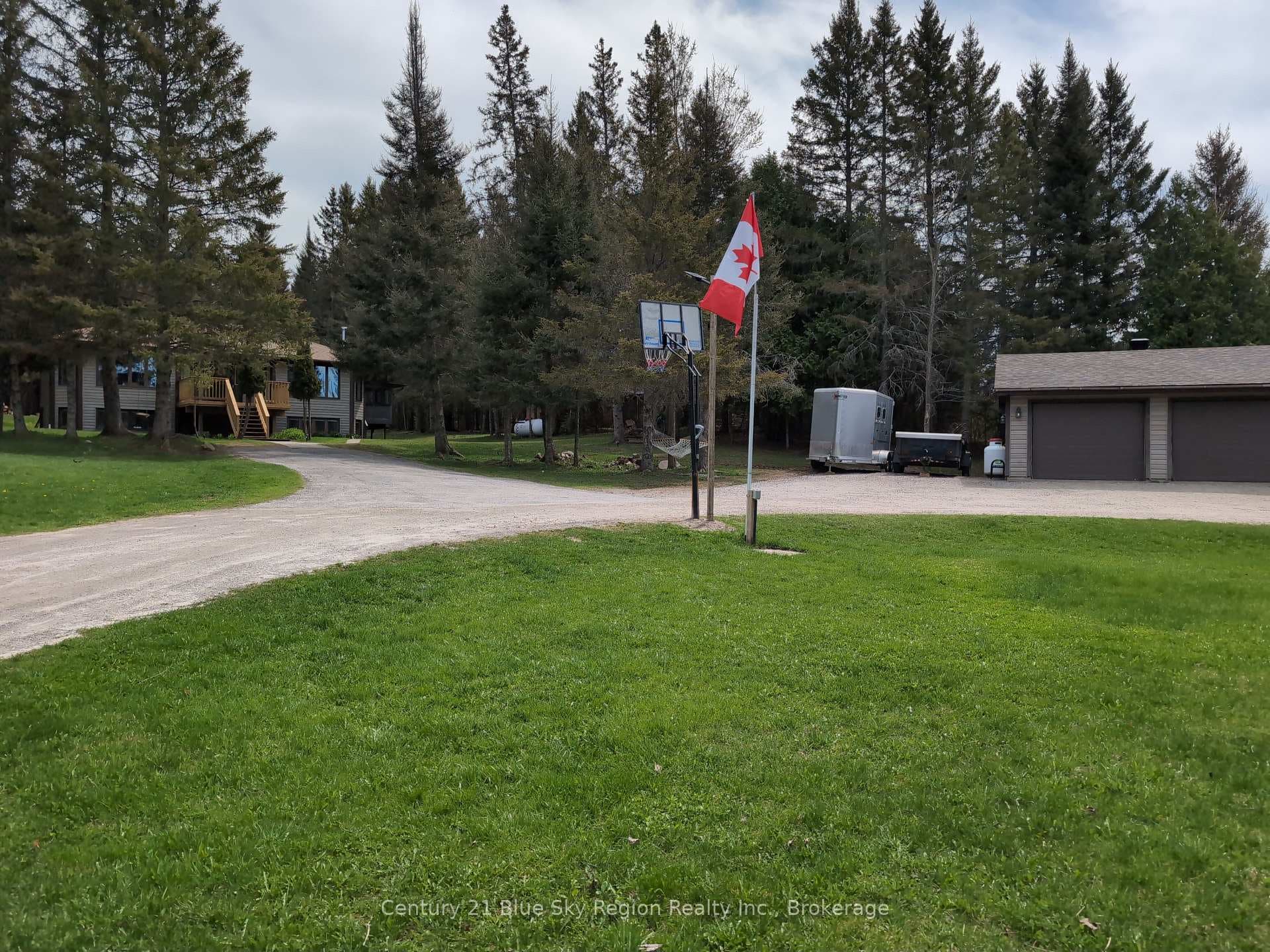 556 Genesee Lake Road photo 7