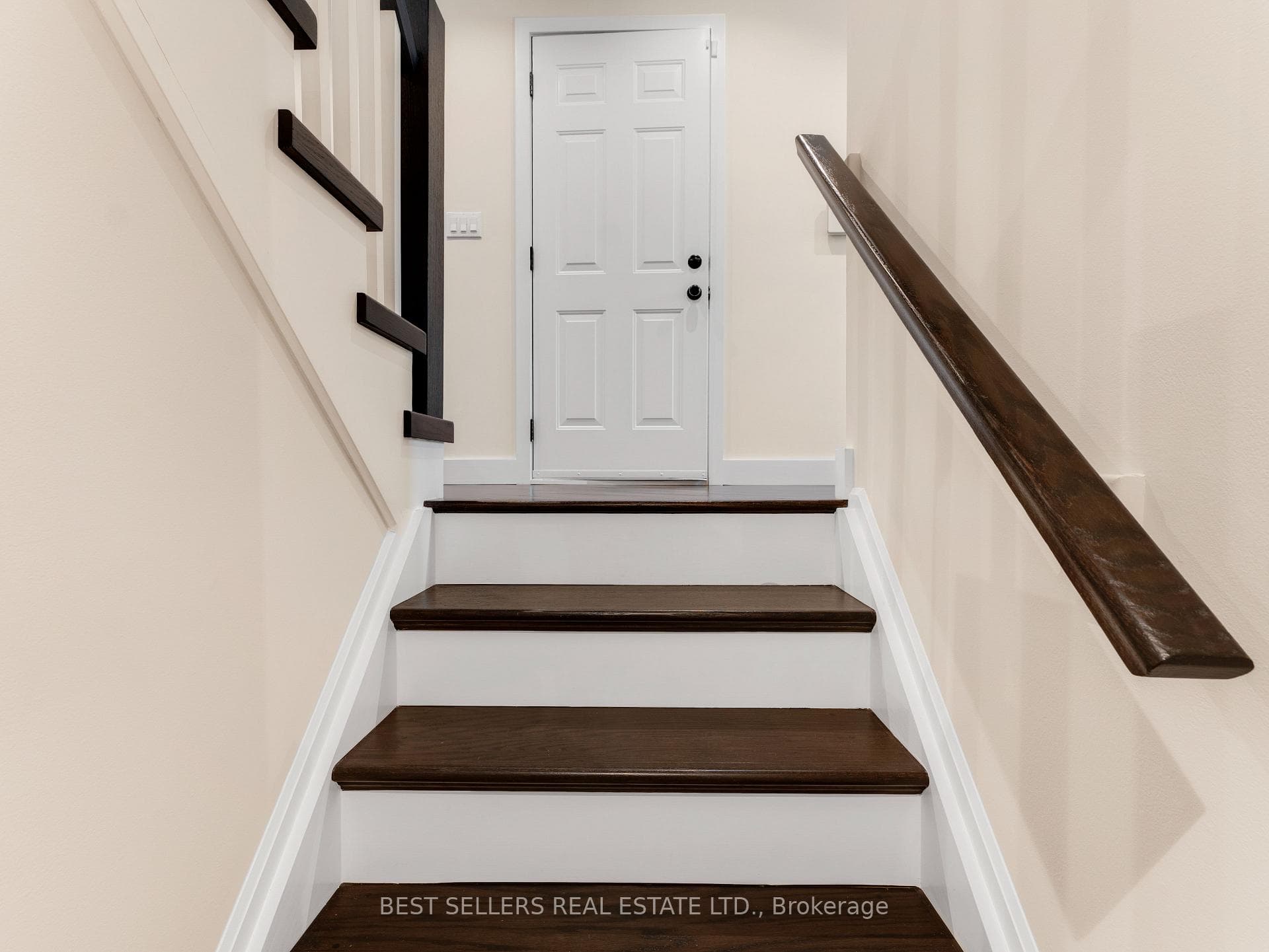 643 Porter Way photo 30