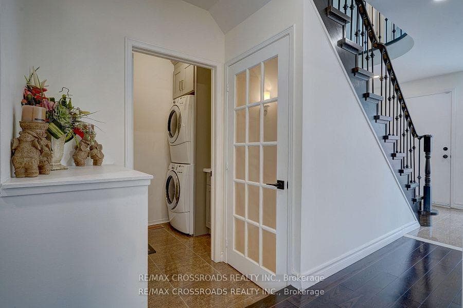 47 Rush Road photo 14
