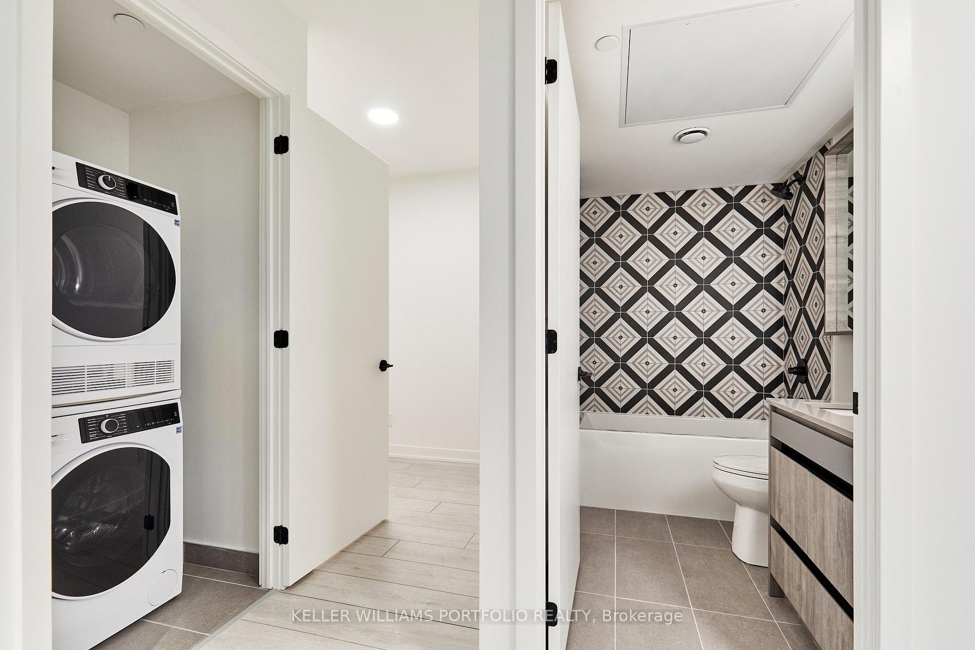 5 Lakeview Avenue Unit 520 photo 8