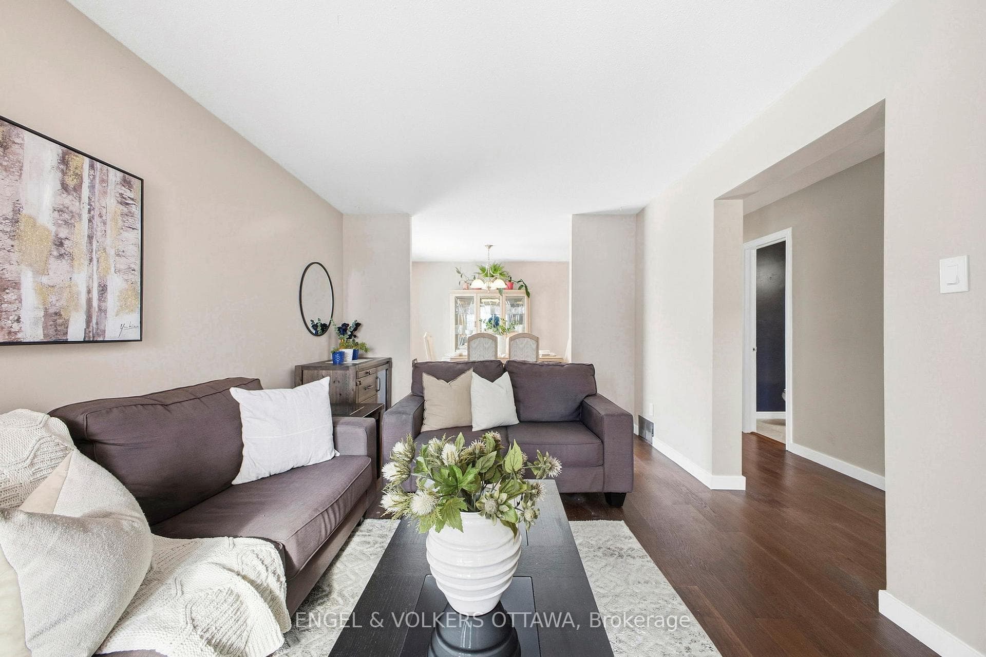 14 Atoll Street photo 4