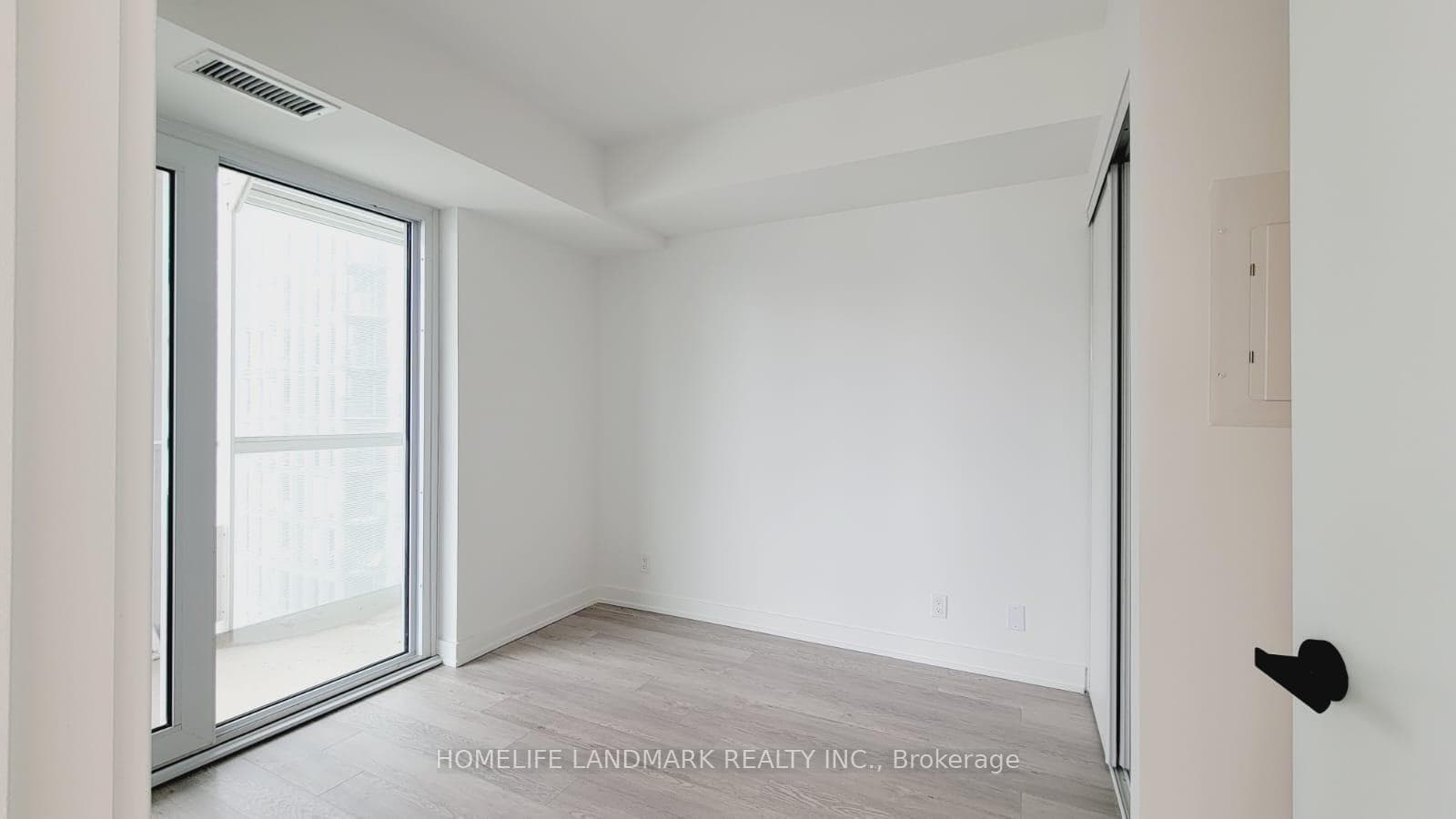 88 Queen Street Unit 2311 photo 4