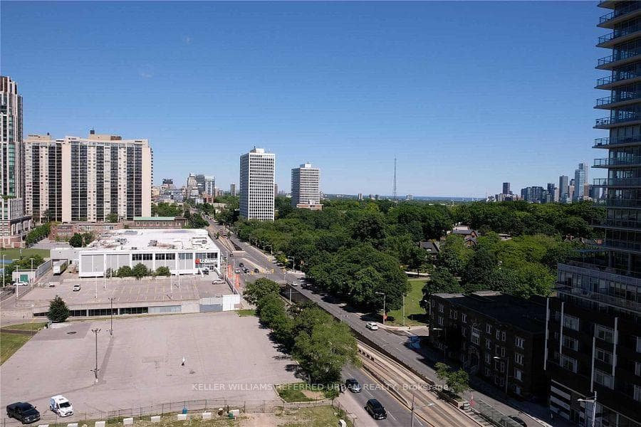 500 St Clair Avenue Unit 1006 photo 14