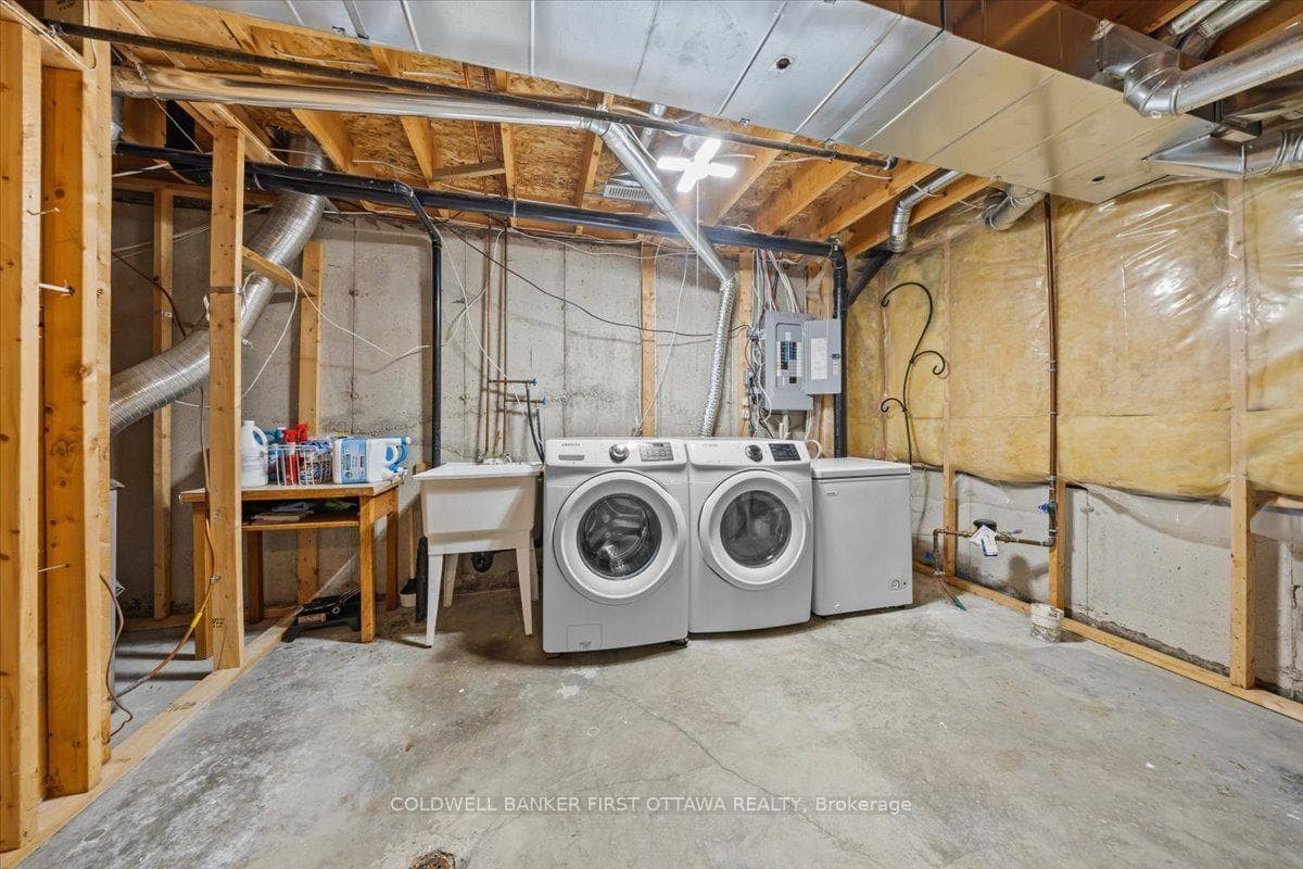 46 MARGRAVE Avenue photo 27