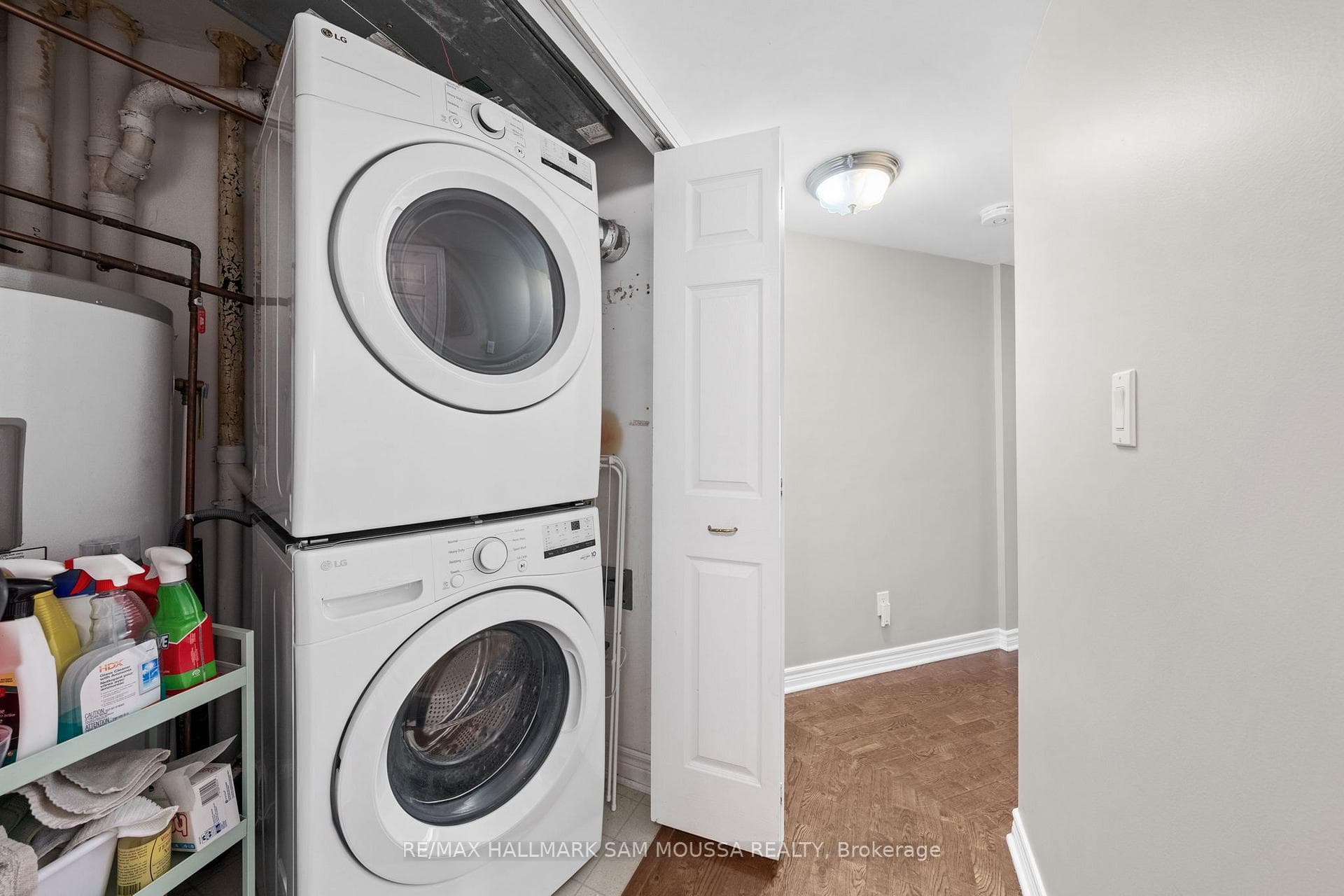 3105 Carling Avenue Unit 504 photo 34