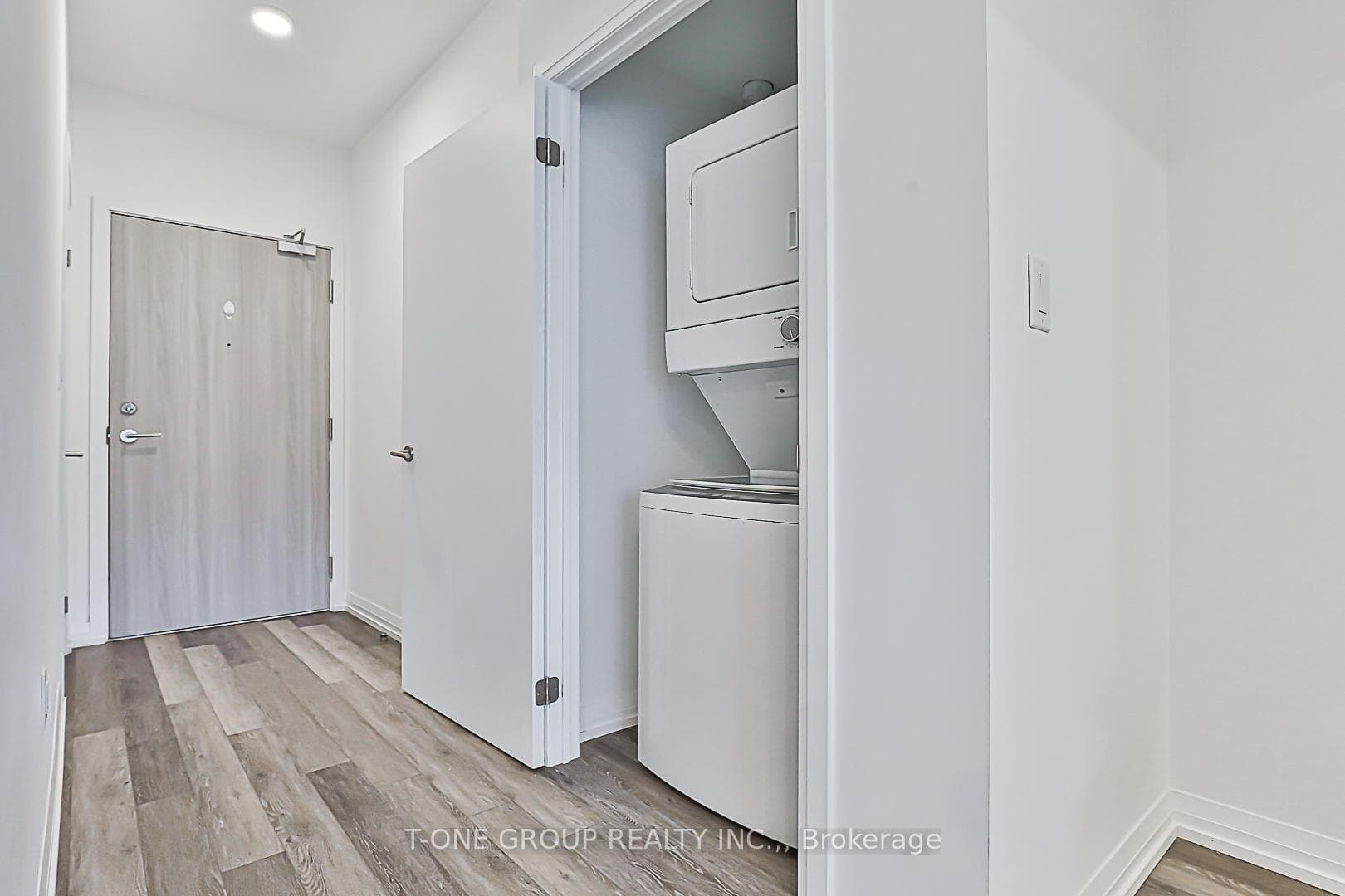75 Canterbury Place Unit 1012 photo 19